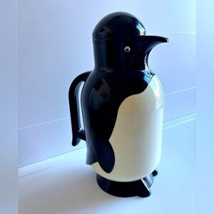 Penguin-Shaped Black and White Coffee Carafe - Playful Serveware